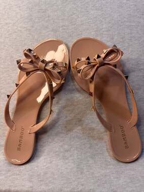 Size 9 - Bamboo STUDS-01 Nude Bow Studded Jelly Sandals